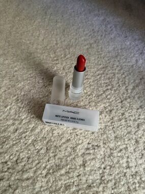 MAC Cosmetics Matte Lipstick - Classic Red